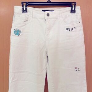 White colorful Treasure & Bond brand frayed & flared jeans girls youth size 16
